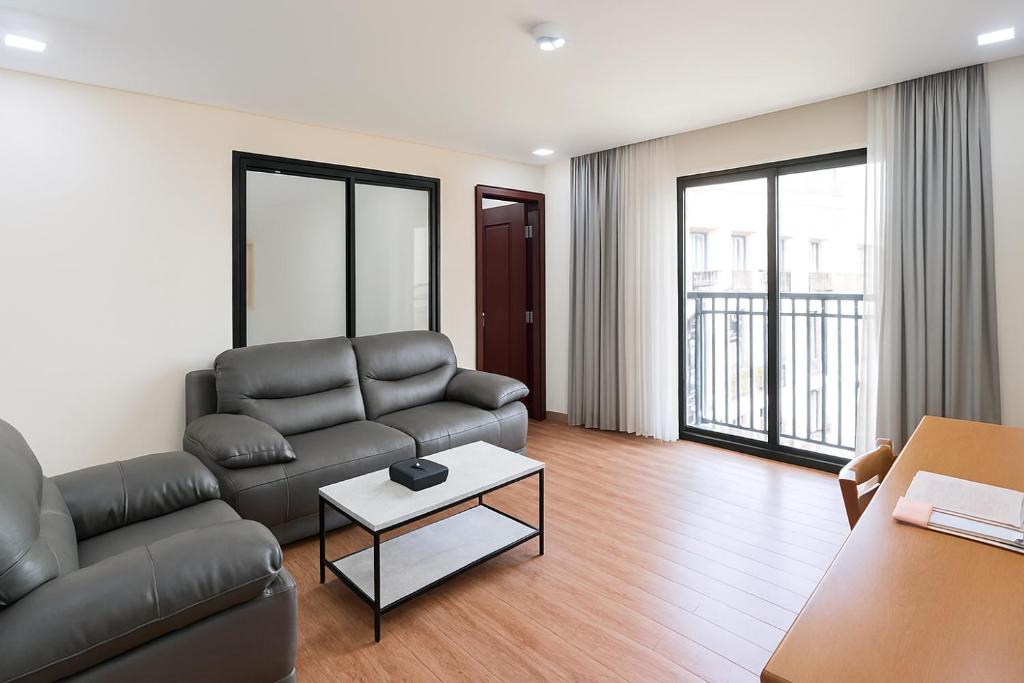Suite Có Giường Cỡ King Nhìn Ra Biển