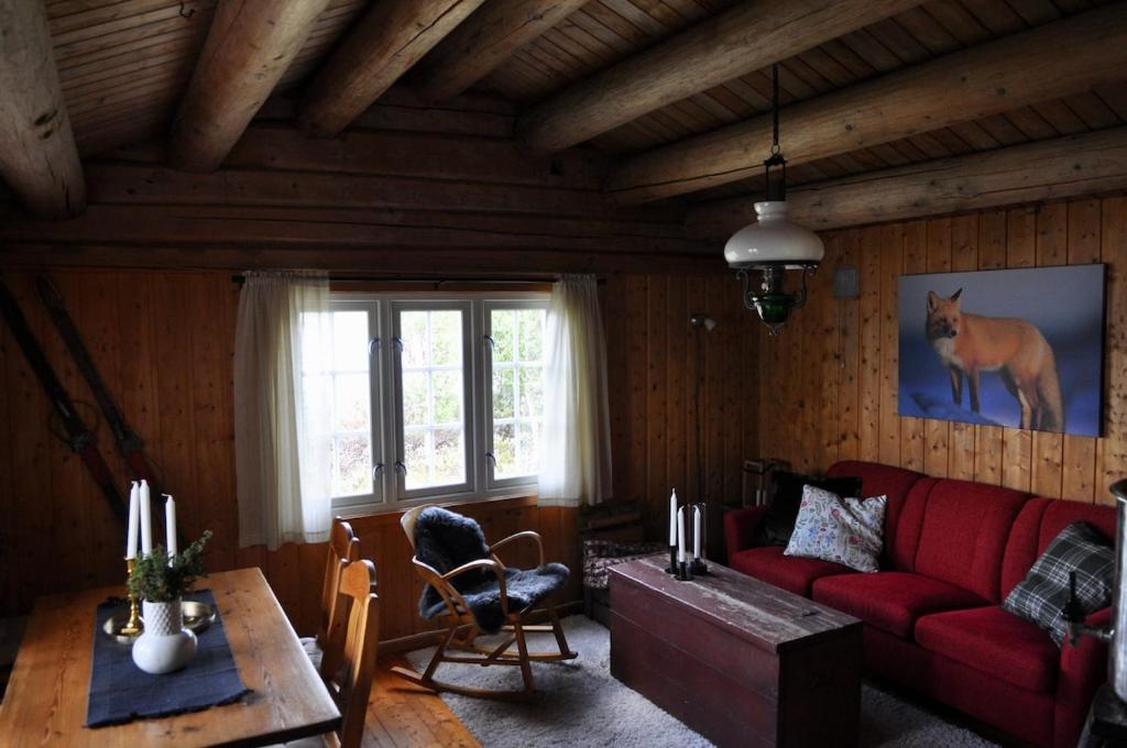 Posezení v ubytování Flaksjøen