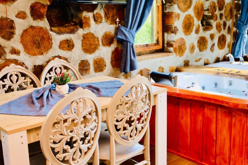 Imagine din galeria proprietății Miladi Suit Bungalov în Ardeşen