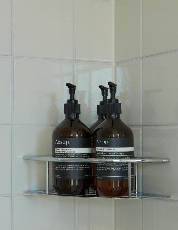 
Grand Premier Twin Room with Canal View
