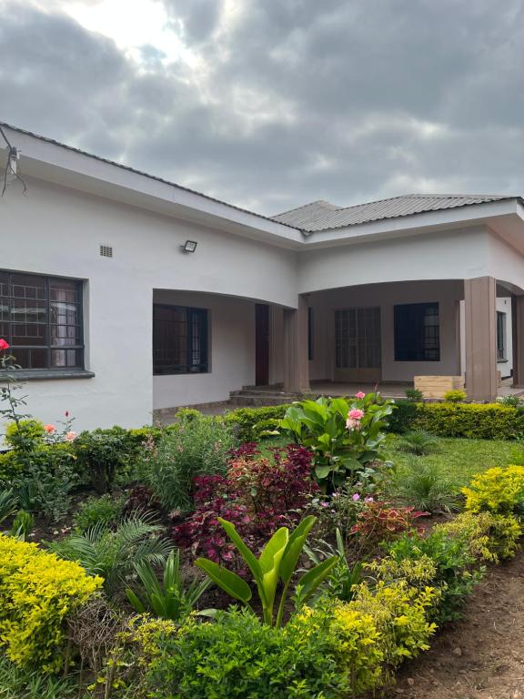 Ảnh trong thư viện ảnh của 47 The Heights, Area 47, Sector 1, Lilongwe ở Lilongwe