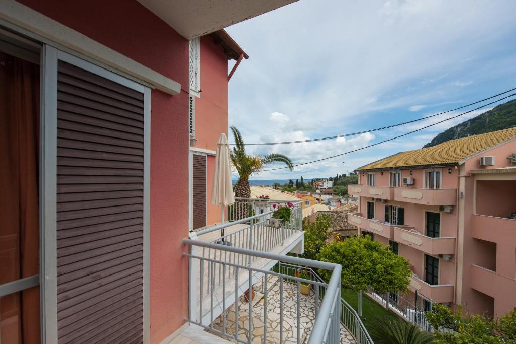 Pogled na planinu ili pogled na planinu iz apartmana
