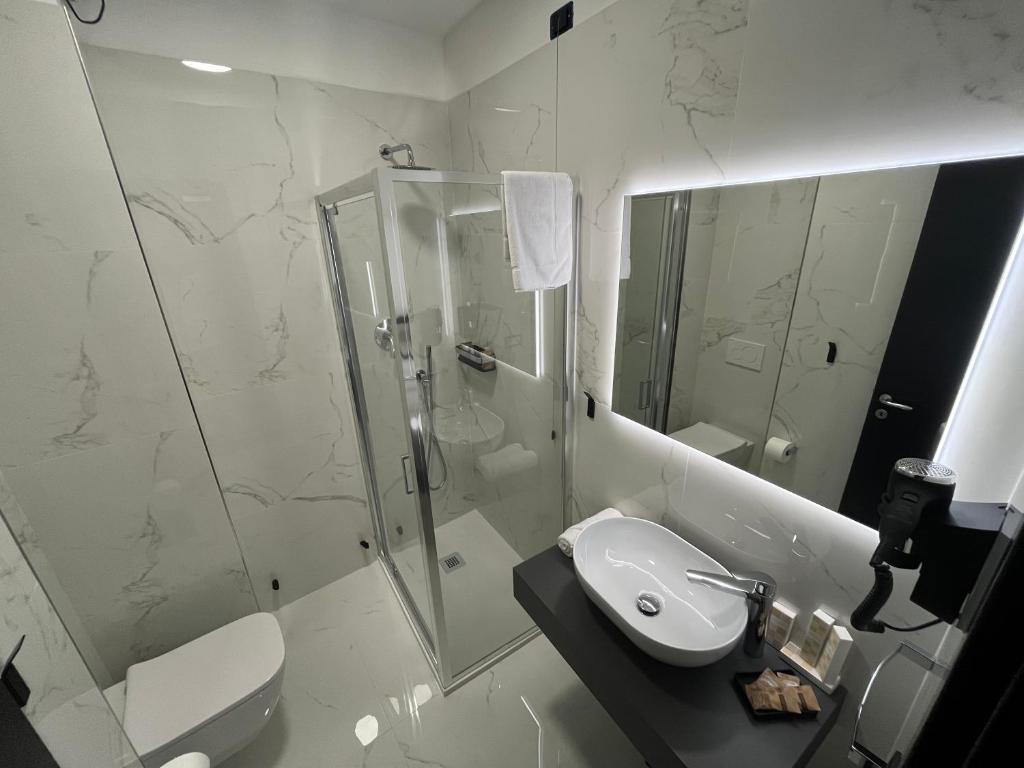 Guesthouse Locanda Regina Sofia - Resim 8