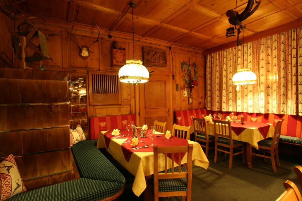Posezení v ubytování Wanderhotel Grüner Baum