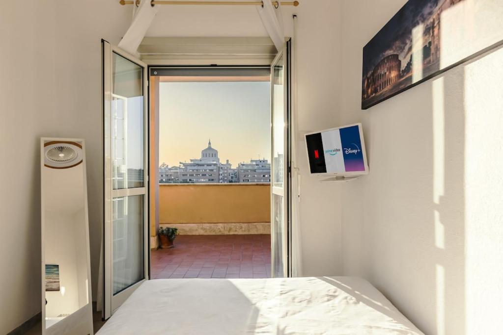 Eur-motagnola attico 2bedr apt 280 terrace view