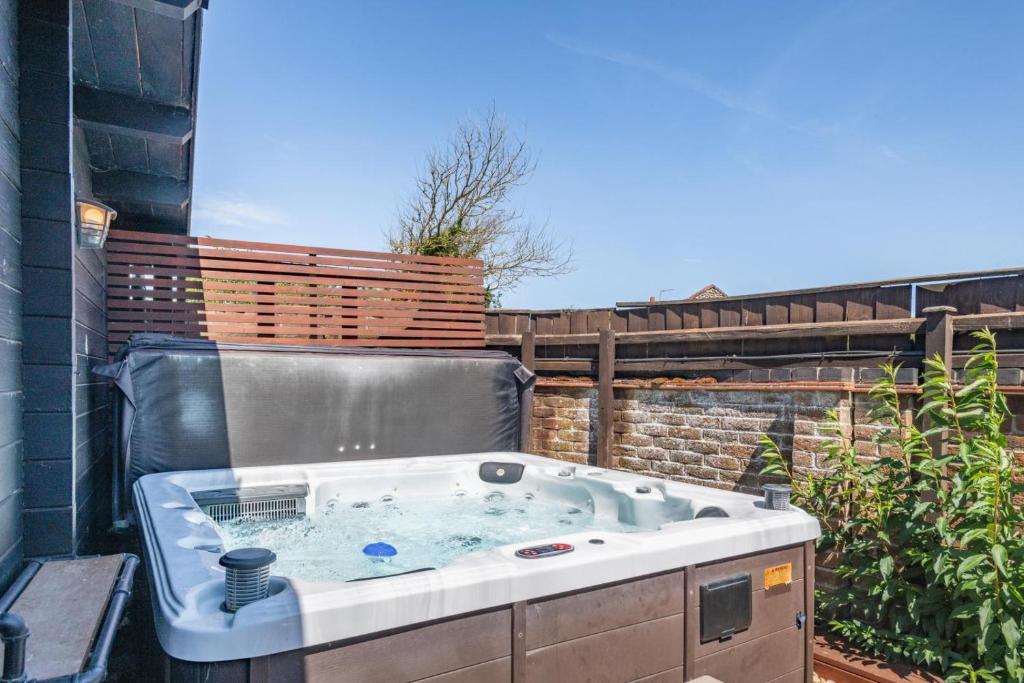 Φωτογραφία από το άλμπουμ του 6 Bed in Bacton oc-2187 σε Bacton