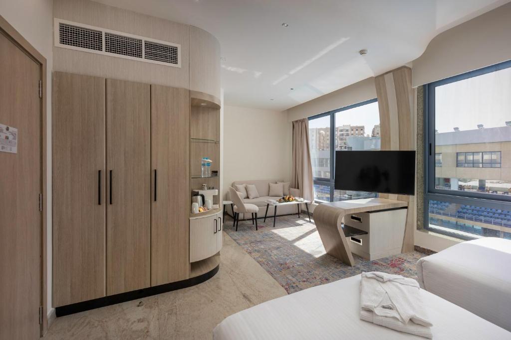 Crowne Plaza Alexandria Mirage by IHG - 11