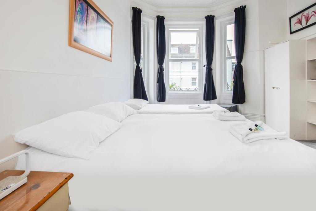 OYO The Lodge Bournemouth - Resim 18