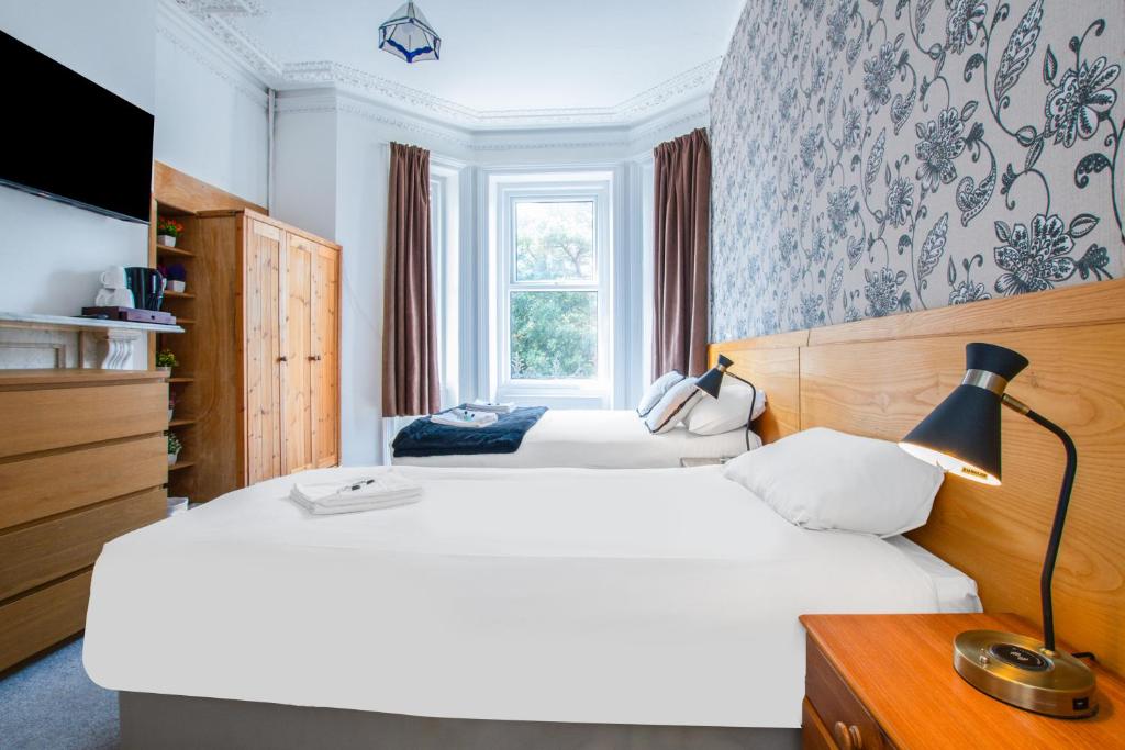 OYO The Lodge Bournemouth - Resim 7