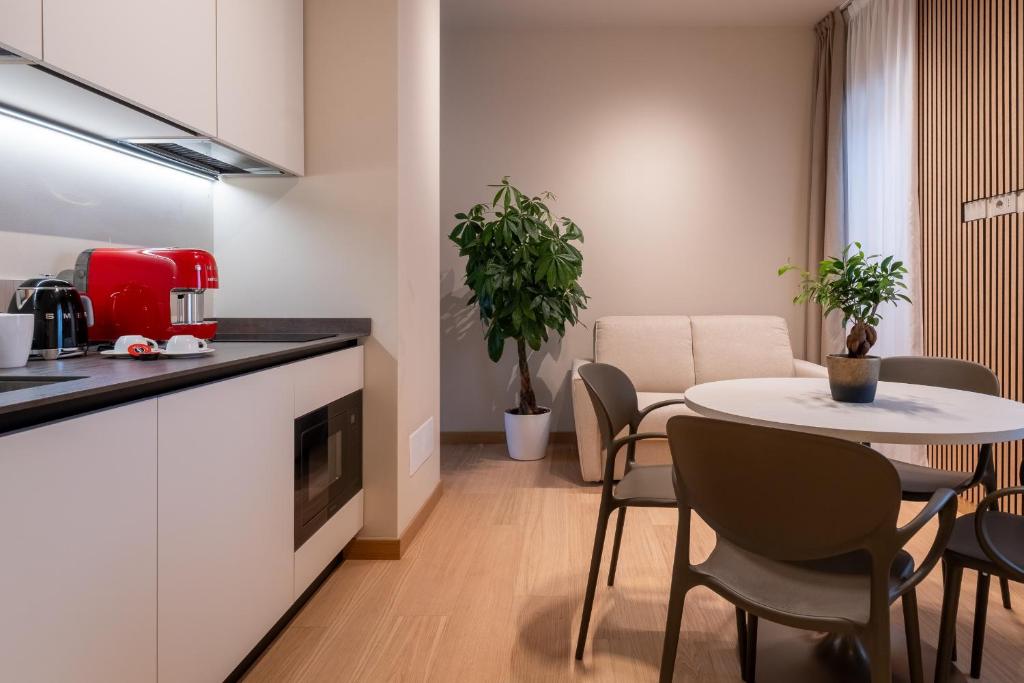 Oriana Homèl Milano - Resim 13