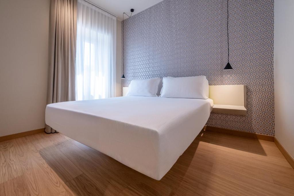 Oriana Homèl Milano - Resim 23