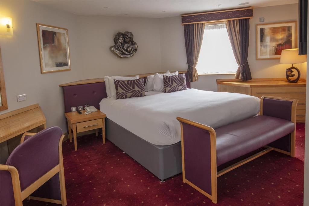 Best Western Premier Knowsley Suites Hotel & Spa - 