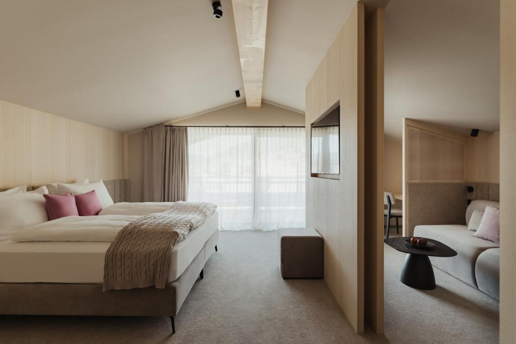 Hotel COSMEA - Your Dolomites & Honeymoon experience