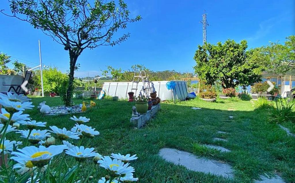 En have udenfor Casa Rural Asento