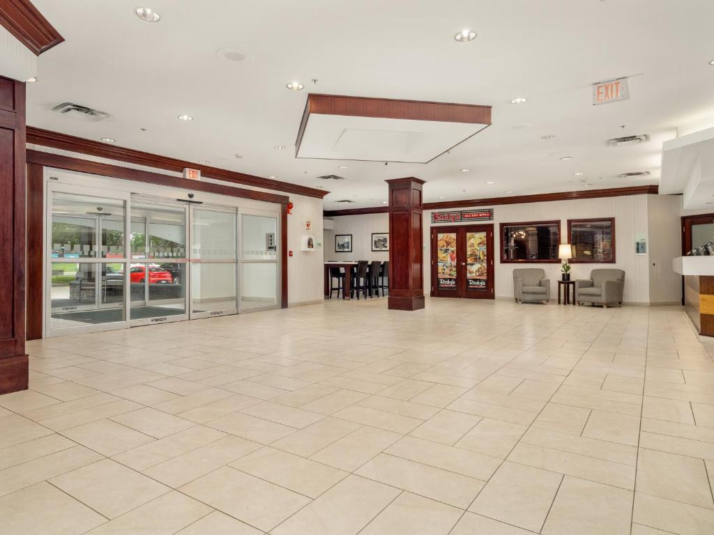 Holiday Inn Conference Centre Edmonton South by IHG - Resim 26