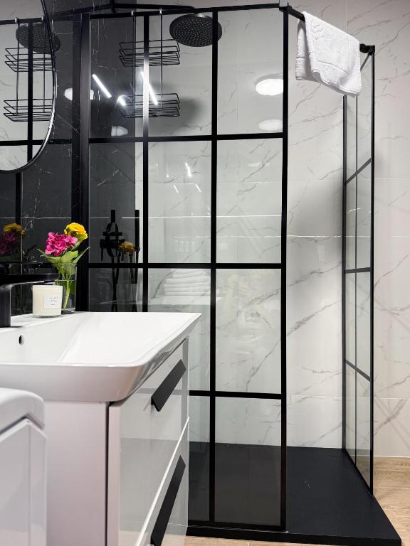 Apartament Ogrodowa Deluxe with Parking - 16