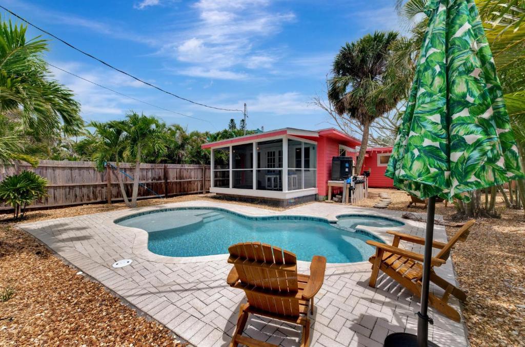 Bazén v ubytování Pink Flamingo nebo v jeho okolí