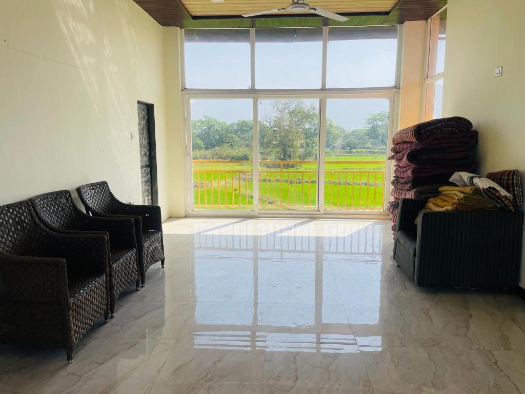 B.S.PATIL FARMHOUSE BY PRASHANT PATIL gallery