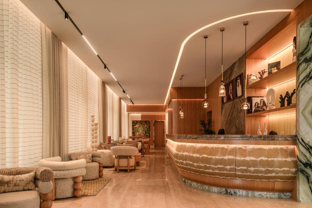 Posezení v ubytování Fanaya Hotel Jeddah by Brassbell فندق فنايا جدة