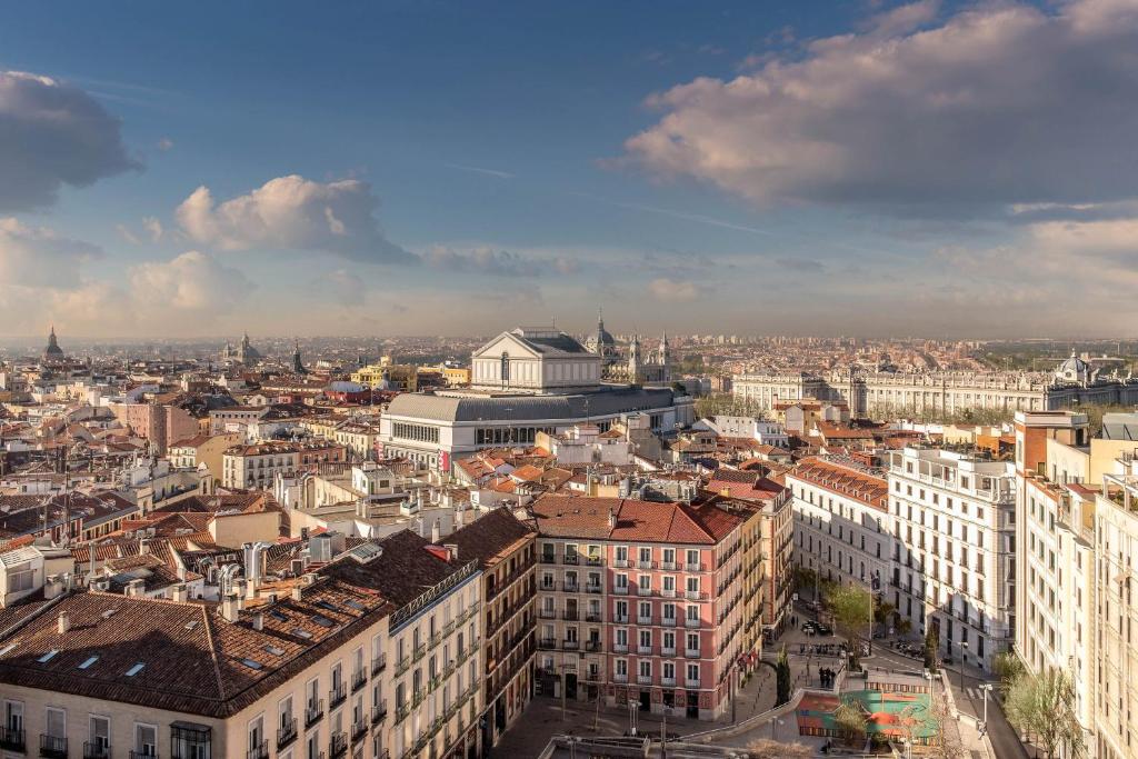Aloft Madrid Gran Via - Resim 25