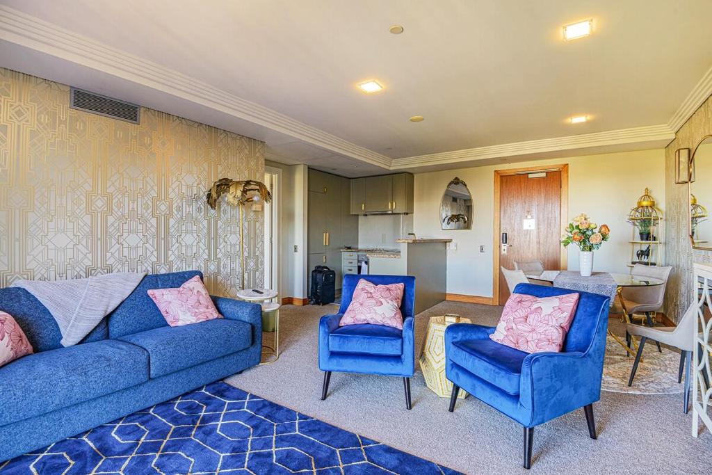 Art-deco glam - best part of CBD - Resim 19