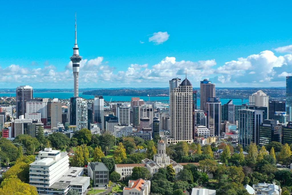 Art-deco glam - best part of CBD - Resim 20