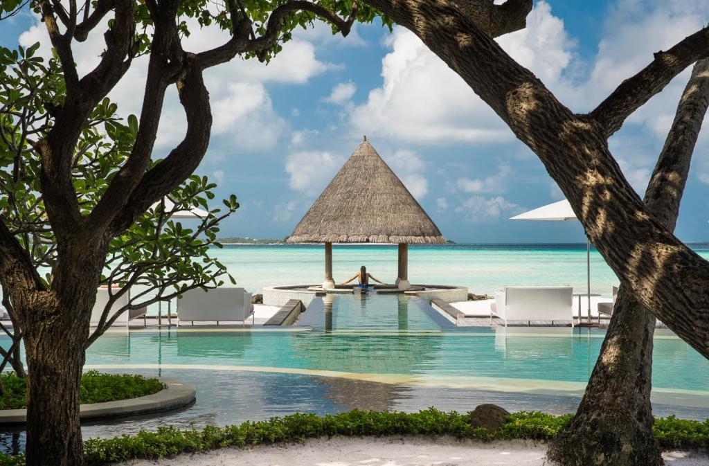Four Seasons Resort Maldives at Kuda Huraa - View 40
