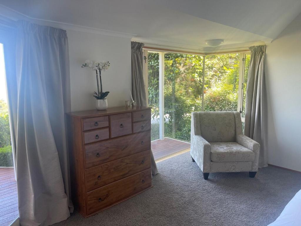 Breath Taking Views of Lake Taupo - Resim 12