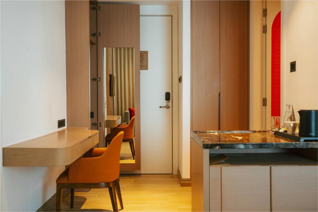 Kandy Myst by Cinnamon - 3