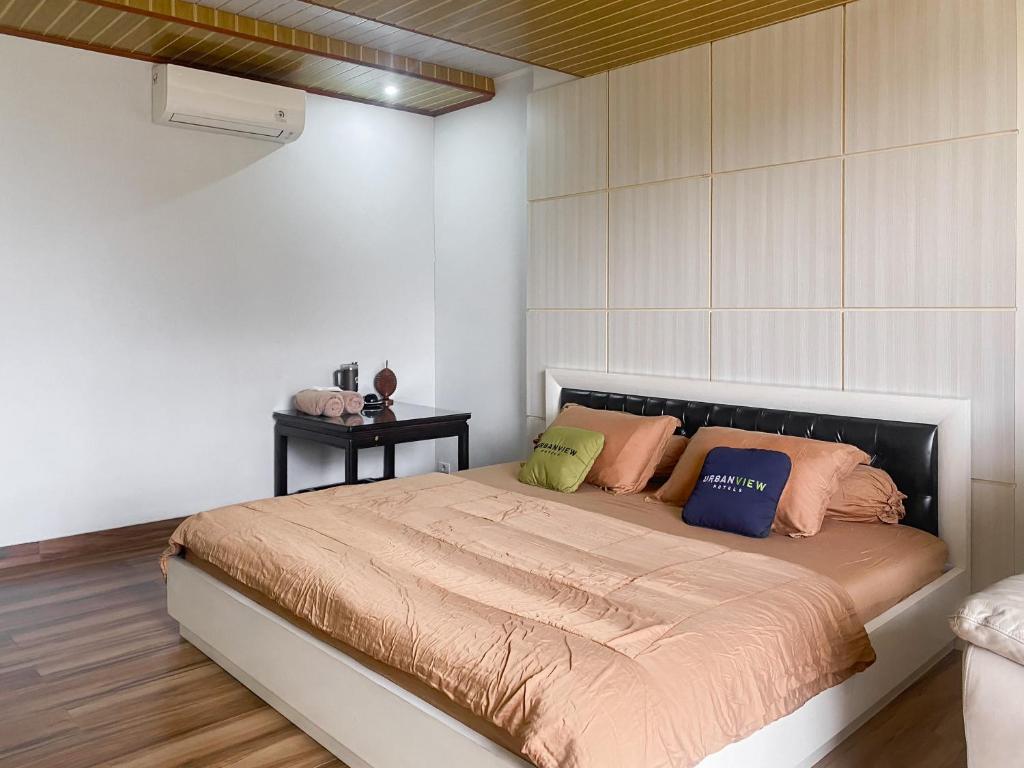 Urbanview Hotel Hakobox Syariah Lampung by RedDoorz - Superior Double Room