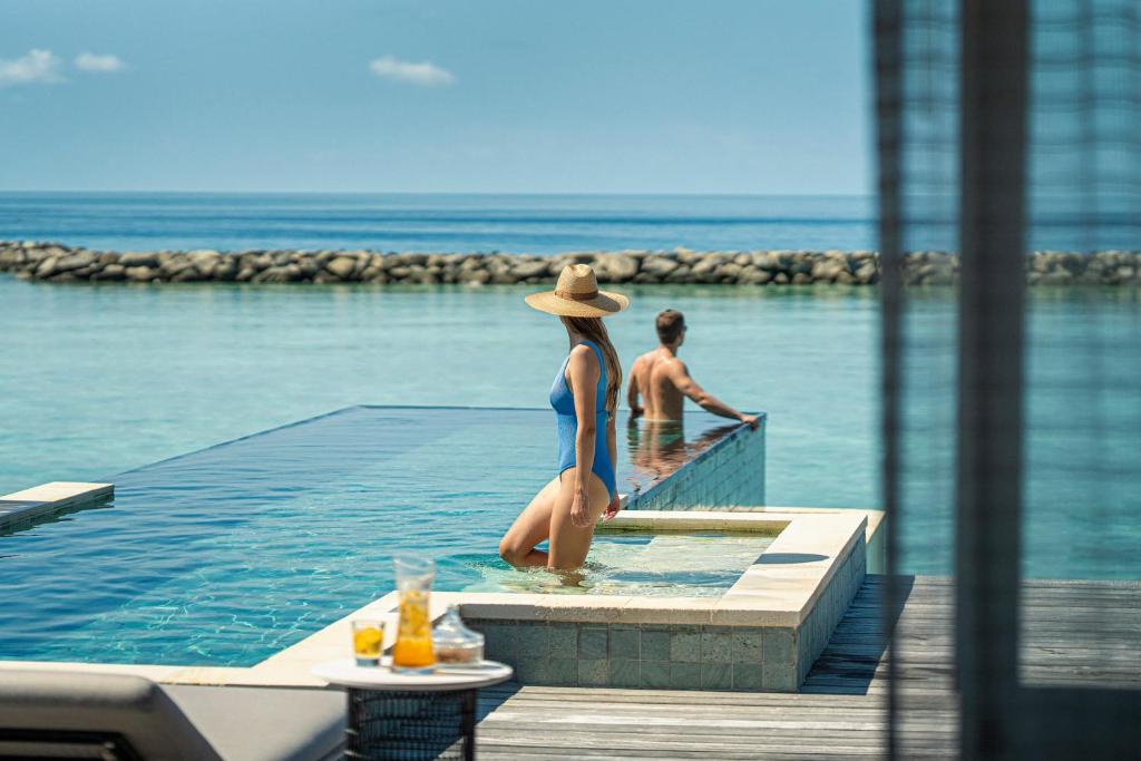 Four Seasons Resort Maldives at Landaa Giraavaru - View 43