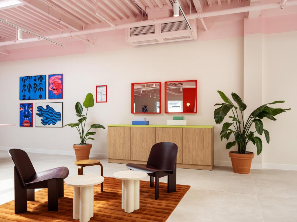 Numa Berlin Kudamm - Resim 11