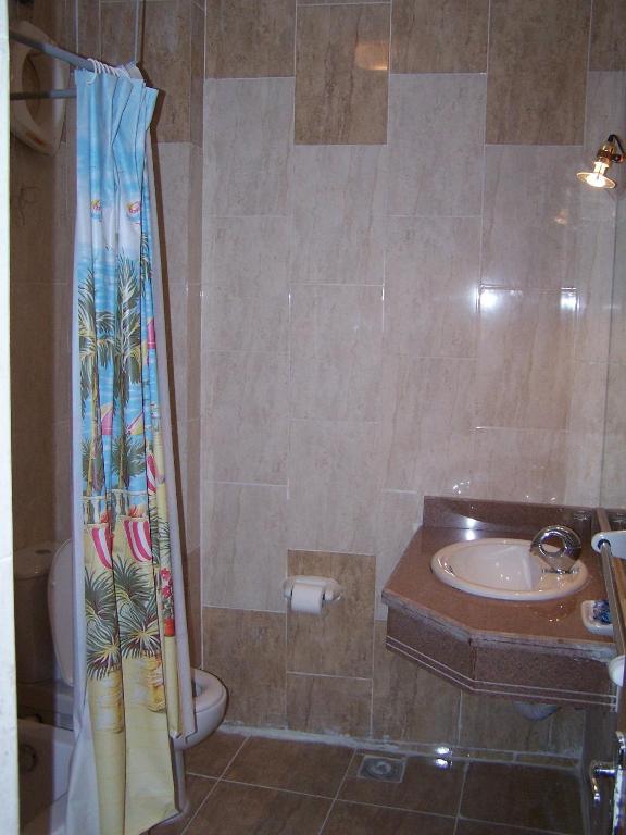 Koupelna v ubytování Eiffel Hotel Hurghada