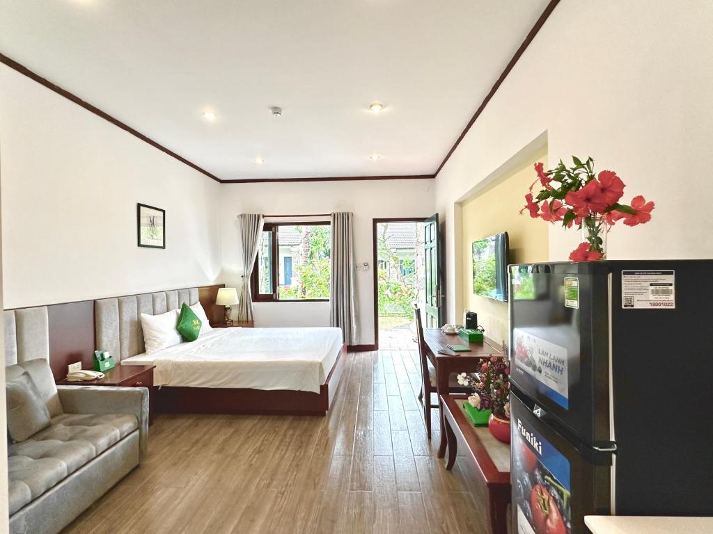 Studio Nhìn Ra Vườn