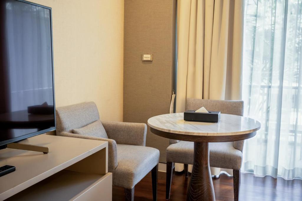 The Park Nine Hotel Srinakarin - 8