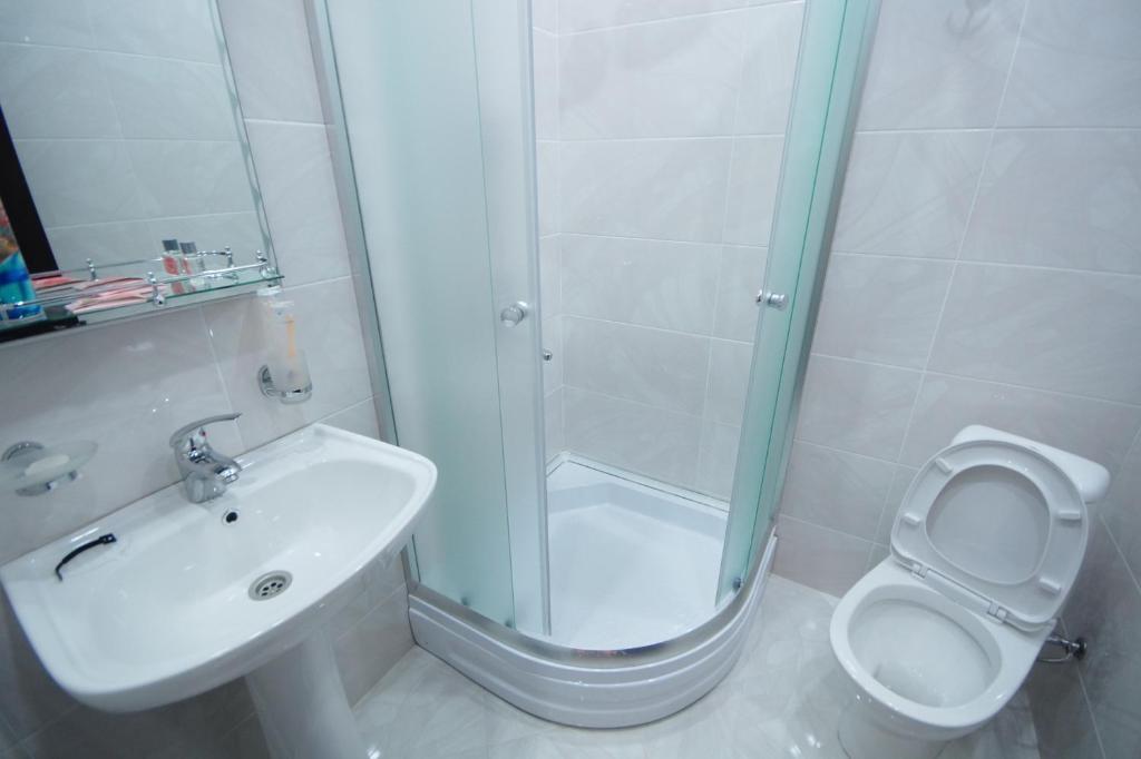 Hotel 725 - Large Double Room