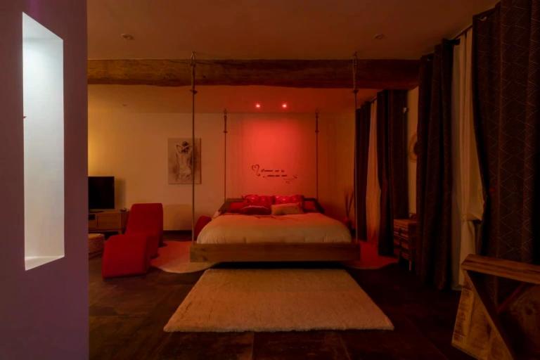 Fotografie z fotogalerie ubytování Ba'Cam Spa - Romance, Spa, Jacuzzi & Sauna v destinaci Étigny
