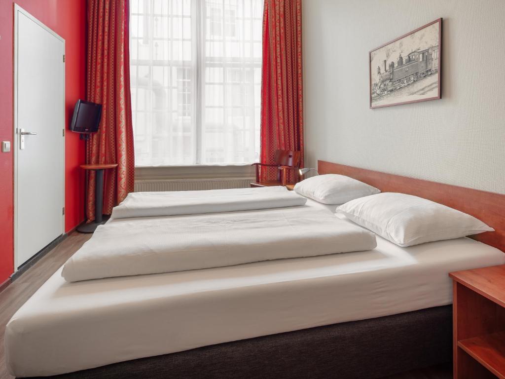 A-Train Hotel - Resim 3