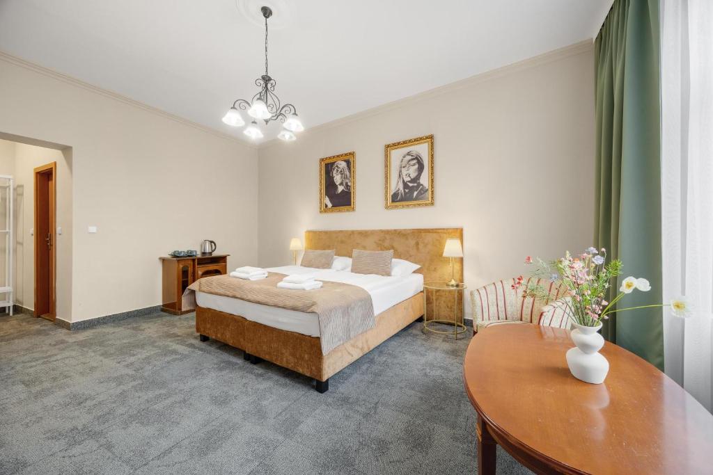 Hotel Reverie - Dependance, Check-in at Metropolitan Star - Resim 38