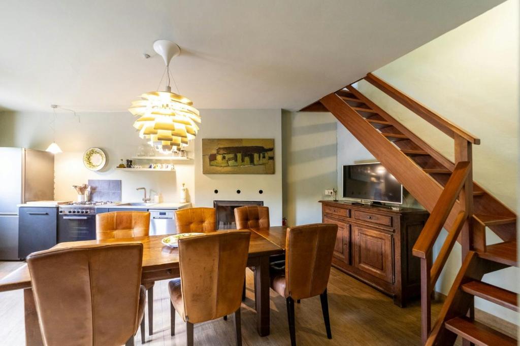 Ruang duduk di Villa With Heated Pool In Toscana
