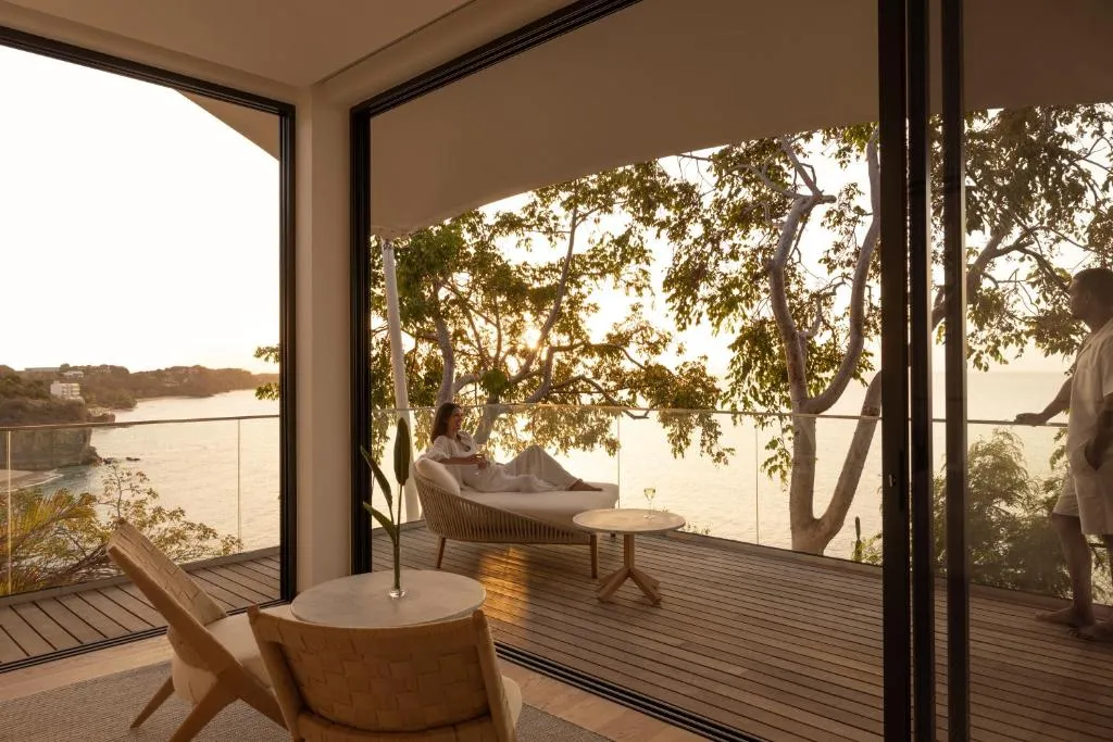 Junior Suite with Ocean View