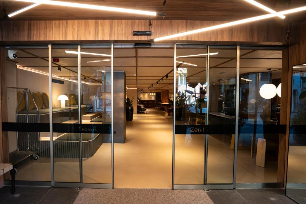 Zenit Borrell - Resim 15