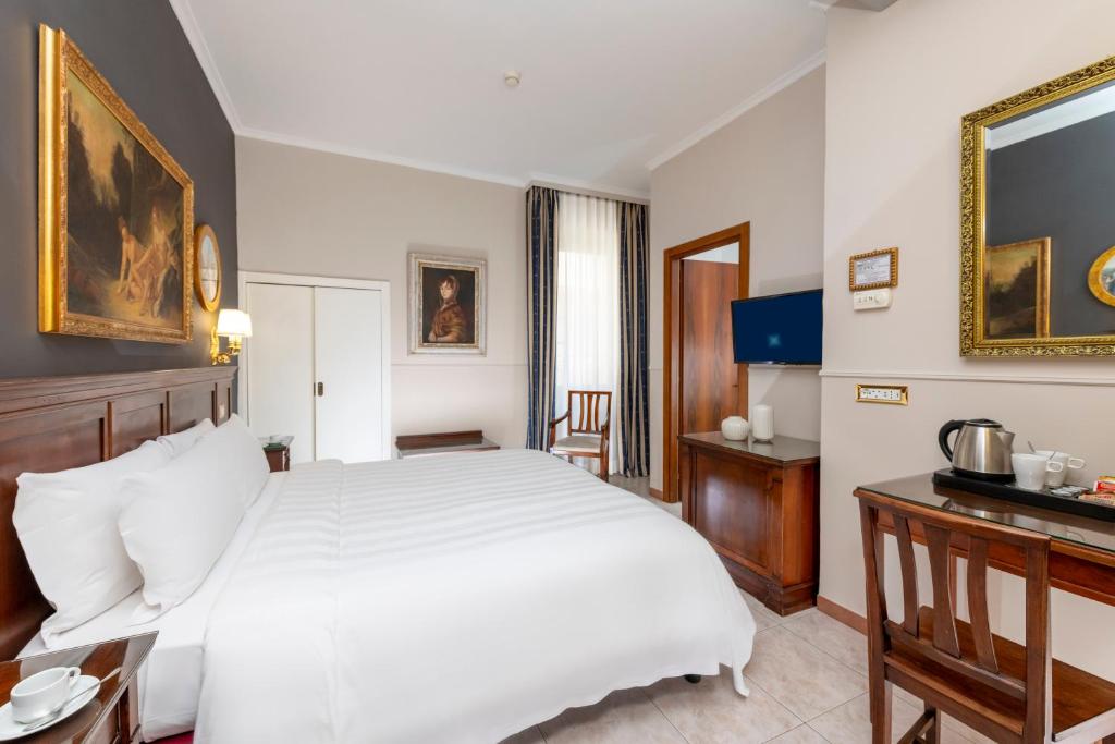 Hotel Des Artistes Roma - Resim 35