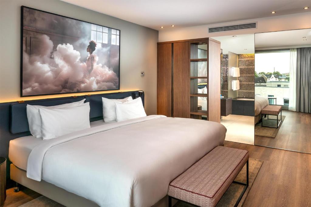 Radisson Blu Media Harbour Hotel, Düsseldorf - Resim 42