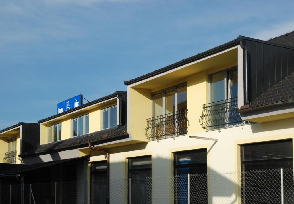 Budova, kde se hostel nachází