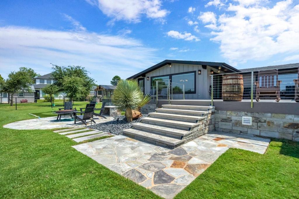 Zahrada ubytování Waterfront at PK - Sleeps 12!