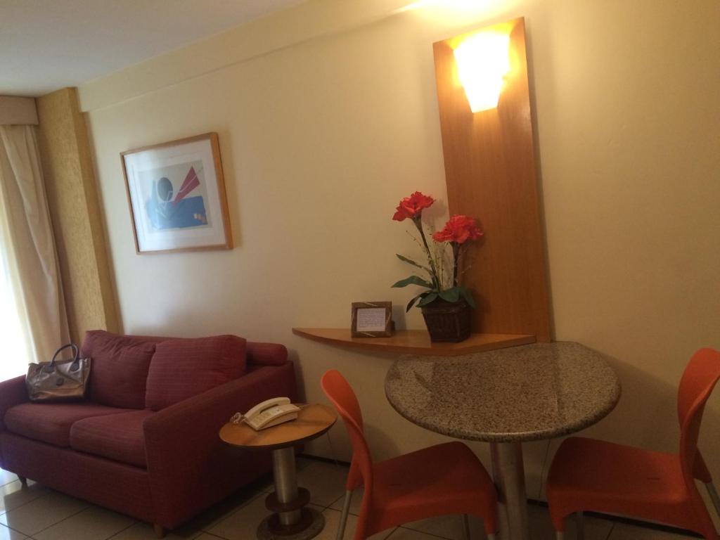 Posezení v ubytování Apartamento Em Andar Alto com Vista Mar Meireles
