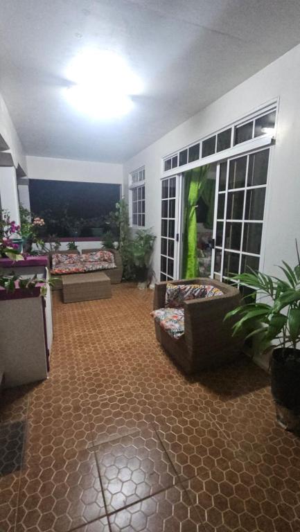 Le Pavillon des îles, Te-Fare-Arii