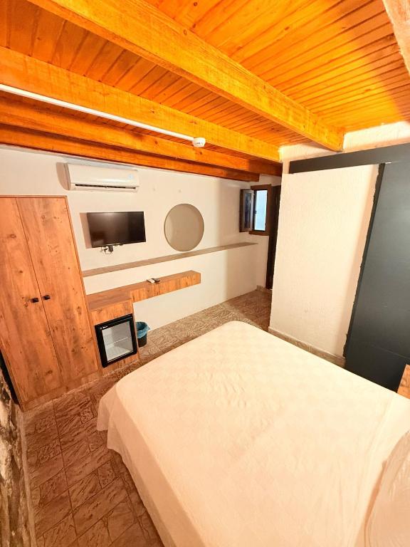 Ados Hotel - Double Room