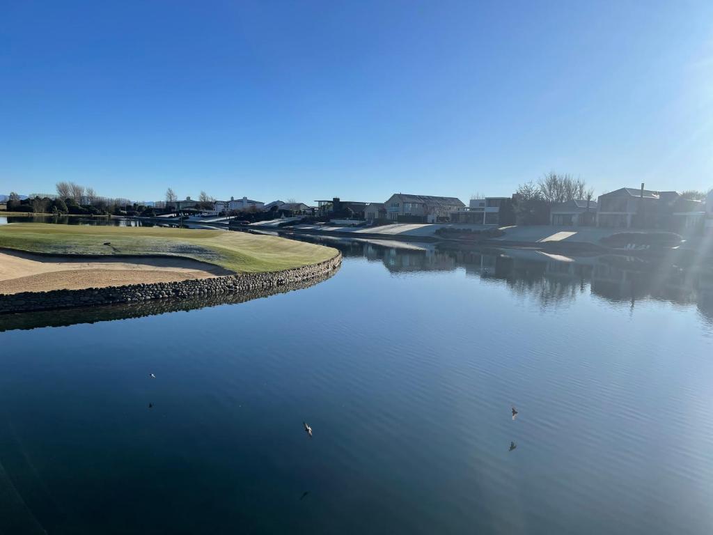 Clearwater Golf Resort - Entire Luxury Home - Resim 38